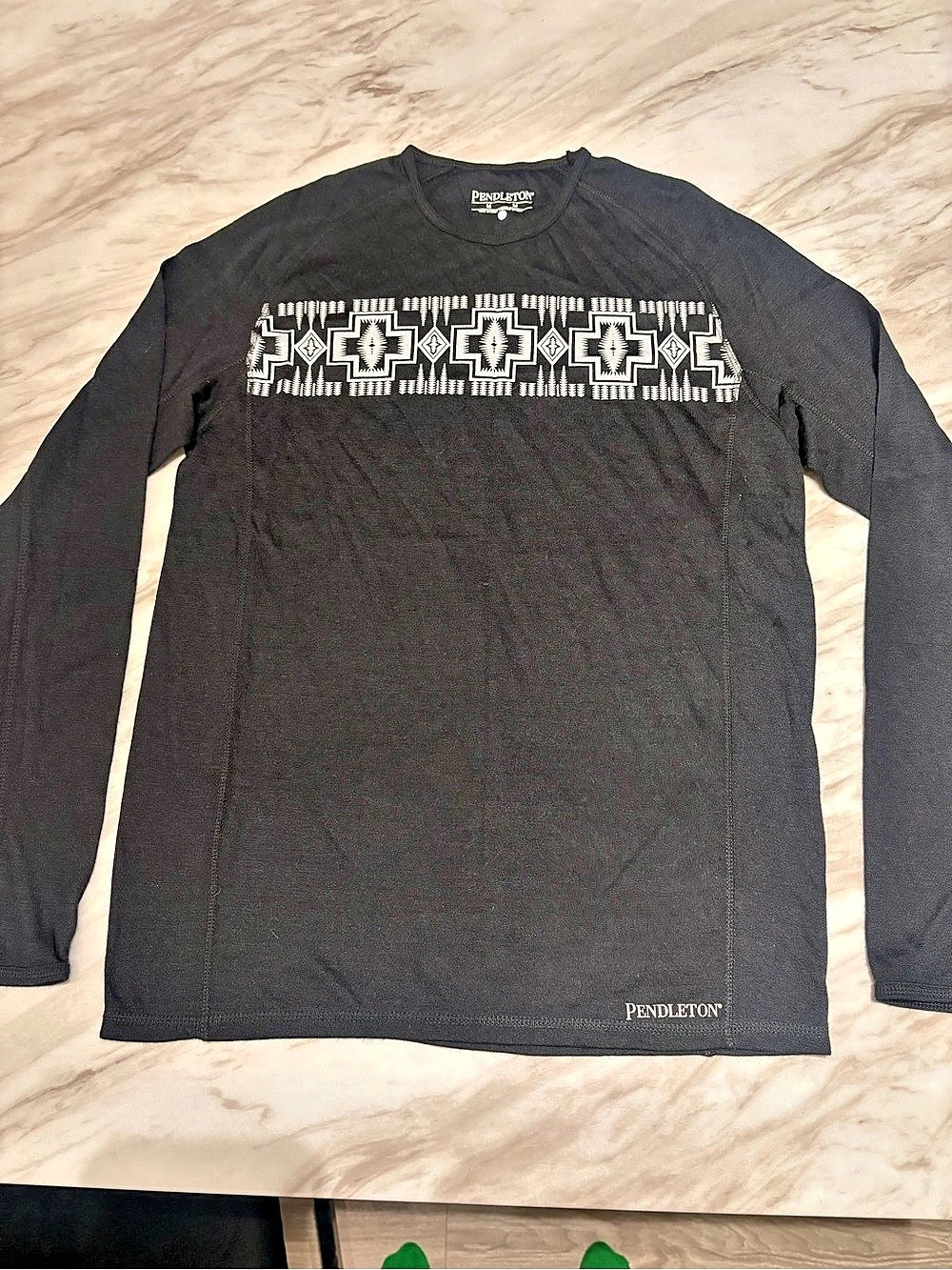 Pendleton Men's Geometric Long Sleeve Tee Size Medium